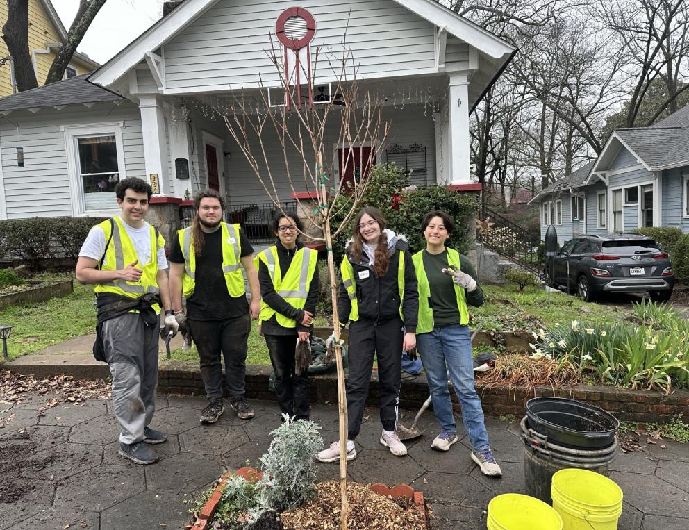HLC student leaders planting trees